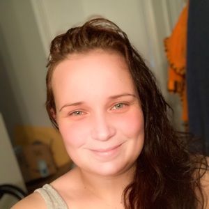 Meet your Posher, Agnes